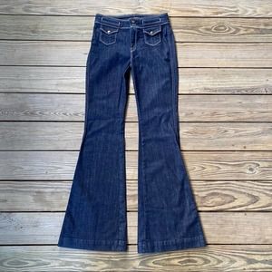 7 For All Mankind Erin Zip Fly Flare Jean